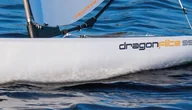 Modele zdalnie sterowane - Amewi Amewi RC Boot Dragonflite 95 Segelboot/14+ - miniaturka - grafika 1