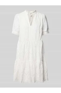 Sukienka mini z haftem angielskim model Holi - YAS - Sukienki - miniaturka - grafika 1