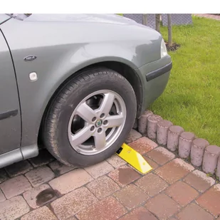 Ogranicznik separator parkingowy Car STOP żółty - Pozostałe wyposażenie warsztatu - miniaturka - grafika 1
