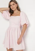Sukienki - Różowa Sukienka Rozkloszowana z Bufiastymi Rękawami i Kwadratowym Dekoltem Galzemis - miniaturka - grafika 1