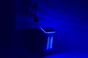 Alvi Prague Laser do usuwania tatuażu Pulsar TL-600 Titanium - Pozostałe urządzenia kosmetyczne - miniaturka - grafika 2