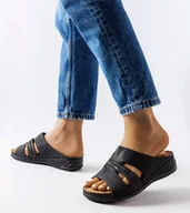 Moda i Uroda OUTLET - Czarne lekkie klapki na koturnie Oliwia-37 - miniaturka - grafika 1
