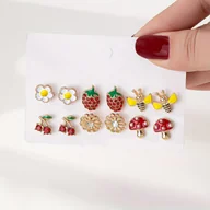 Kolczyki - TEMU Zestaw Sześciu Par Kolczyków z Wiosennymi i Letnimi Motywami Leśnych Zwierząt, Kwiatów Truskawkowych, Wiśniowych i Grzybów o Wyrafinowanym - miniaturka - grafika 1