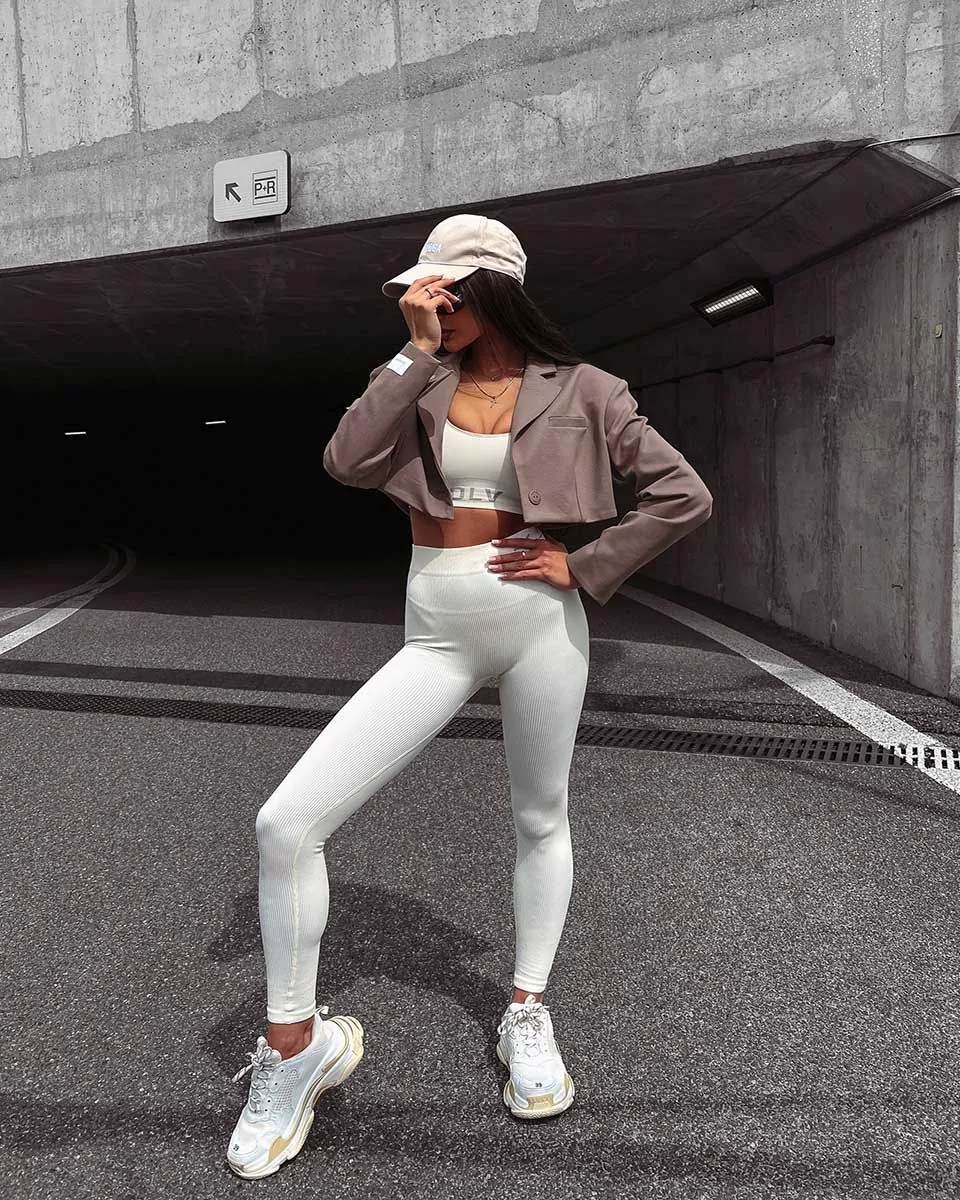 Damskie legginsy z wysokim stanem i grafiką Nike Sportswear Classics