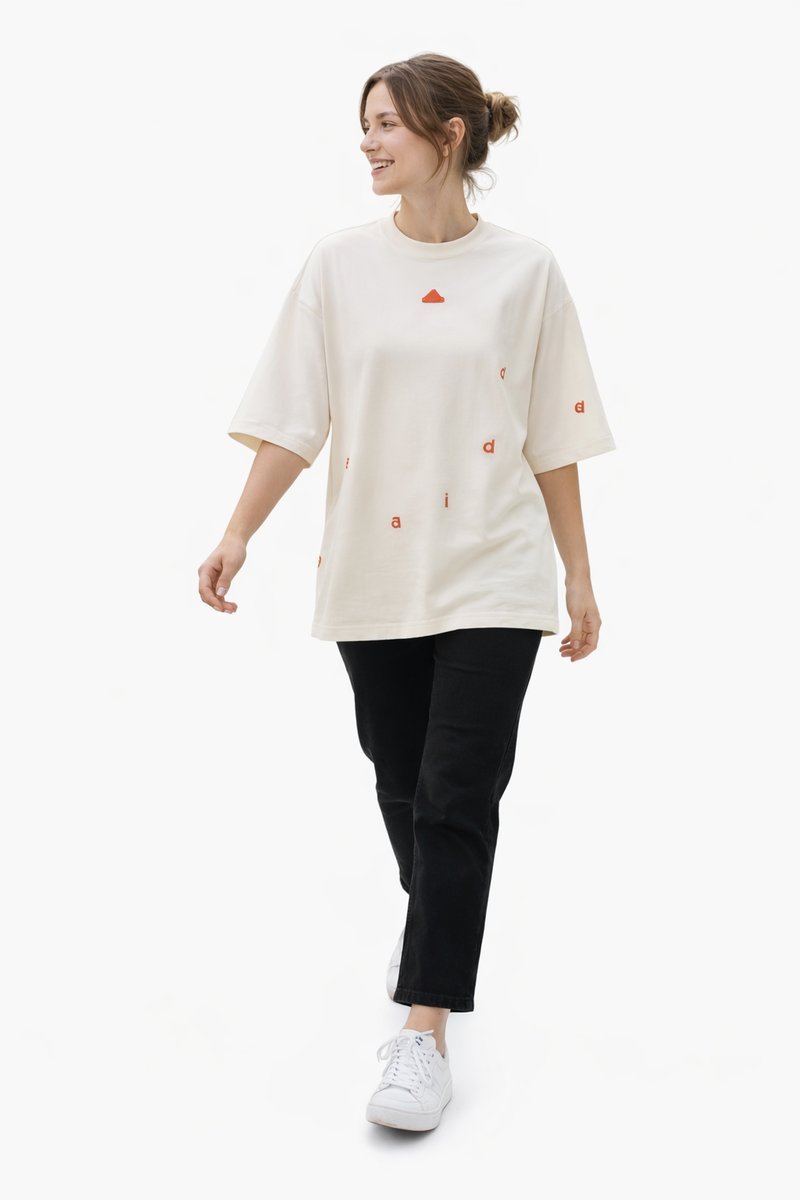 ADIDAS LUŹNY T SHIRT BAWEŁNIANY Z NAPISEM Z TYŁU KREMOWY S I3A