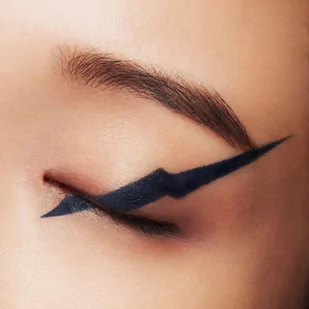 Shiseido Kredka do oczu Microliner Ink 04 Navy - Kredki do oczu - miniaturka - grafika 4