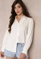 Koszule damskie - Biała Koszula z Ozdobnymi Rękawami z Plisowanej Tkaniny Zemona - miniaturka - grafika 1