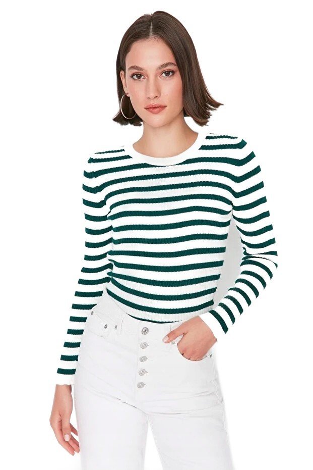 TRENDYOL SWETER DAMSKI W PASKI DOPASOWANY Z DŁUGIM RĘKAWEM M 5EA*