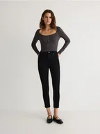 Spodnie damskie - Reserved - Jeansy slim push up - czarny - miniaturka - grafika 1