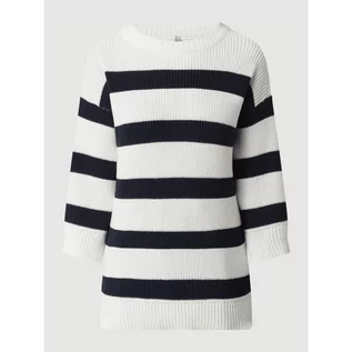 Swetry damskie - Sweter ze wzorem w paski model Tricia - Soyaconcept - grafika 1