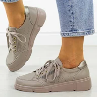 Półbuty damskie - Taupe skórzane półbuty damskie Vinceza 88019 - miniaturka - grafika 1