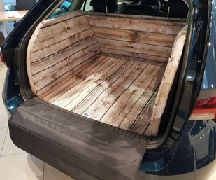 AUUU Zabudowa bagażnika samochodu DECHA JAK SIĘ PATRZY również w innych wzorach graficznych - Sprzęt podróżny i transportery dla psów - miniaturka - grafika 1