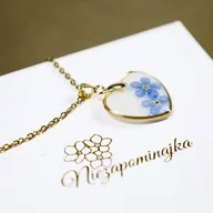 Naszyjniki - Naszyjnik białe serce z kwiatami Niezapominajki powiew wiosny - miniaturka - grafika 1