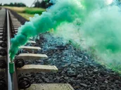 Gadżety na imprezę - Świeca dymna zielona - 1 szt. - miniaturka - grafika 1