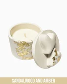 Świece - Świeca sojowa - Złota Miłość - 100 ml - Zapach drzewa sandałowego i Bursztynu - miniaturka - grafika 1