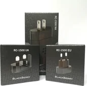 Baterie do telefonów - Ładowarka BlackBerry Rapid Travel Charger RC-1500, wielostykowa EU/UK/NA, czarna (zestaw 3 sztuk) (RC-1500) - miniaturka - grafika 1