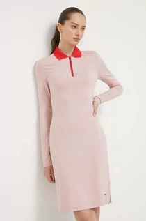 Sukienki - Fila sukienka kolor różowy mini prosta - grafika 1