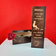 Gadżety dla niej i dla niego - Skrzynka na wino alkohol Dla Wędkarza z imieniem - miniaturka - grafika 1