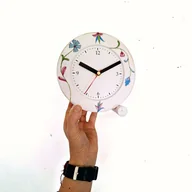 Zegary - Zegar drewniany biurkowy biały folk - miniaturka - grafika 1