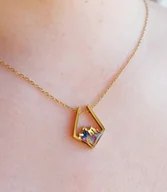 Naszyjniki - Naszyjnik KWIATY W GÓRACH w żywicy, dla podróżniczki - miniaturka - grafika 1