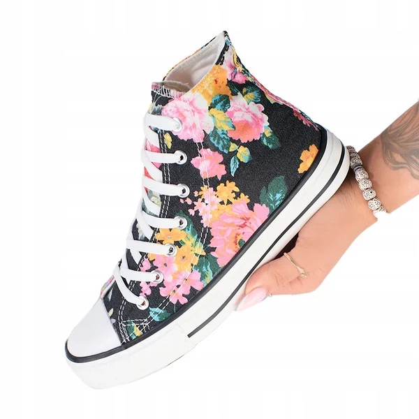 CZARNE TRAMPKI DAMSKIE W KWIATY FAHENNA 39