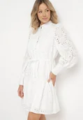 Sukienki - Biała Taliowana Sukienka Bawełniana z Materiałowym Paskiem i Ażurowymi Rękawami Kluriona - miniaturka - grafika 1