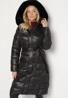 Kurtki damskie - Czarna Pikowana Kurtka o Długim Kroju z Odpinanym Kapturem z Futerkiem i Paskiem oleti - miniaturka - grafika 1