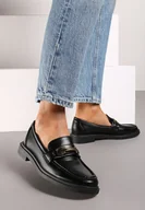 Mokasyny damskie - Czarne Mokasyny na Płaskiej Podeszwie Ozdobione Metaliczną Aplikacją Evaretha - miniaturka - grafika 1