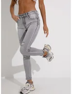 Spodnie damskie - Jeansowe spodnie push up z przetarciami MINSY - szare - miniaturka - grafika 1