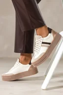 Półbuty damskie - Białe sneakersy skórzane damskie buty sportowe na platformie z czekoladowymi i złotymi wstawkami sznurowane PRODUKT POLSKI Casu M8701 - miniaturka - grafika 1