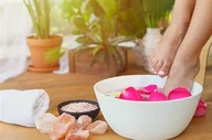 Czasopisma - Tajski masaż stóp (Refleksologia) w Tao Tao Balijskie Spa - miniaturka - grafika 1