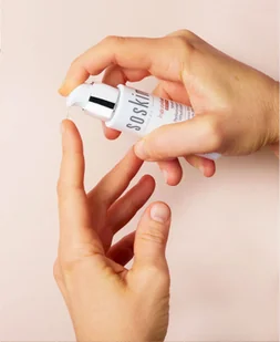 SOSkin Restorative Hydrawear Serum - Hyaluronic Fill-In Concentrate 30 ml - Serum do twarzy - miniaturka - grafika 4