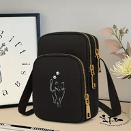 Torebki damskie - TEMU 1 szt. Damska Urocza Torba na Ramię z Nadrukiem Kota, Złote Zamki i Wzór Łapki - Czarna Nylonowa Mini Torebka, Regulowany Pasek i Wiele Kieszeni - miniaturka - grafika 1