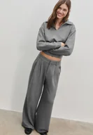 Spodnie damskie - Stradivarius Spodnie wizytowe o miękkim dotyku Ciemnoszary 32 - miniaturka - grafika 1