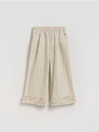 Spodnie i spodenki dla dziewczynek - Reserved - Kuloty w paski - złamana biel - miniaturka - grafika 1