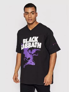 Koszulki męskie - DC T-Shirt BLACK SABBATH Football ADYKT03196 Czarny Regular Fit - grafika 1