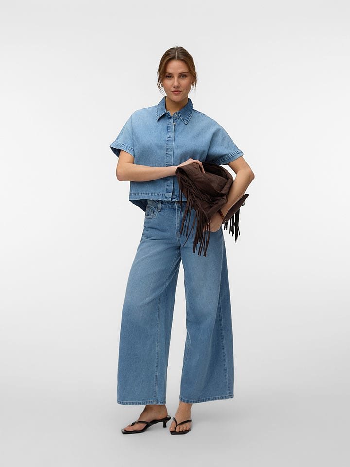 Vero Moda Bluzka dżinsowa w kolorze błękitnym