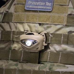 Princeton Tec - Latarka czołowa VIZZ TAC MPLS - TAN/ MultiCam - VIZZ-MPLS-MC - Latarki - miniaturka - grafika 5