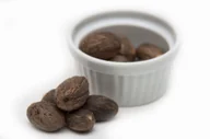 Przyprawy i zioła sypkie - Gałka muszkatołowa orzech 1 kg - miniaturka - grafika 1