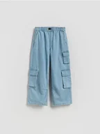 Spodnie i spodenki dla chłopców - Reserved - Jeansy straight fit - niebieski - miniaturka - grafika 1