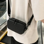 Inne - Twarda skorupa, modna torba na ramię dla mężczyzn, regulowana torba na ramię w jednolitym kolorze, idealny prezent dla chłopaka - miniaturka - grafika 1