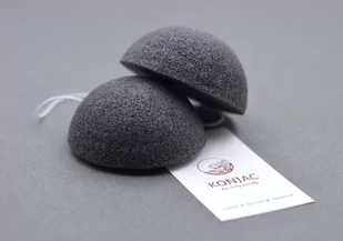 Konjac - Czarna gąbka do twarzy - Gąbeczki do makijażu Konjac - Czarna gąbka do twarzy - Gąbeczki do makijażu - miniaturka - grafika 1