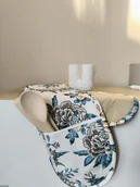 Fartuchy i rękawice kuchenne - Bawełniana podwójna rękawica plamoodporna z wzorem Kwiaty i zestaw przyborów kuchennych - miniaturka - grafika 1