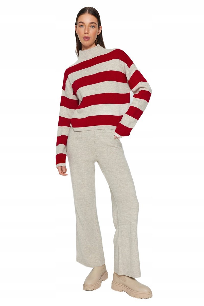 TRENDYOL SWETER DAMSKI W PASKI LUŹNY BEŻOWO CZERWONY XS OPA