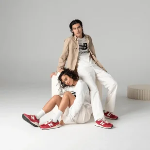 Buty New Balance M U574 (kolor Czerwony, rozmiar 38) - Buty sportowe męskie - miniaturka - grafika 7