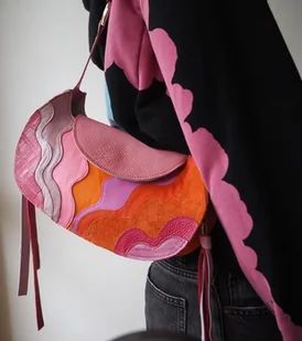 Skórzana kolorowa torebka w fale - Torebki damskie Skórzana kolorowa torebka w fale - Torebki damskie - miniaturka - grafika 1