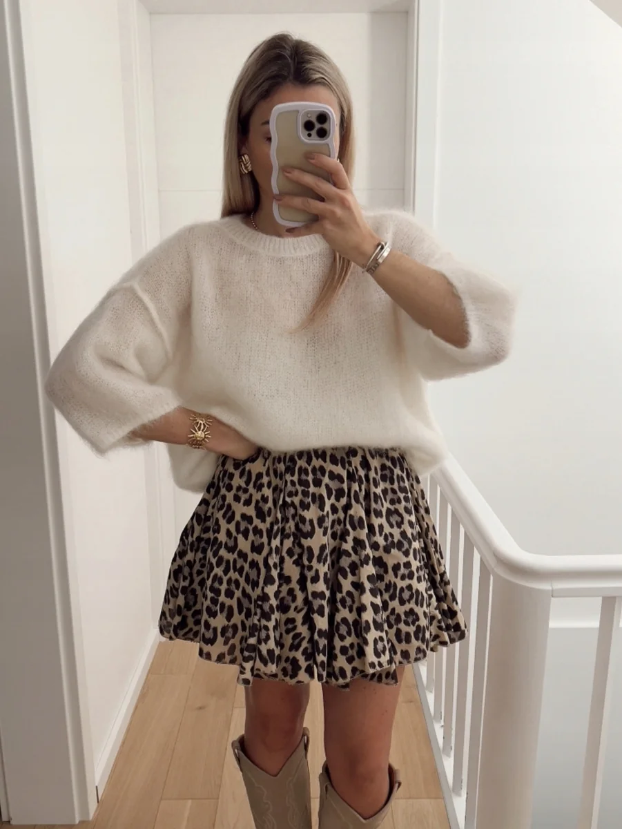 Sweter z przeszyciem 80 % kid moher