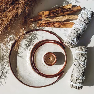 Zestaw na kadzidła: Podwójna Moc Księżyca - Palo Santo, Biała Szałwia - Kadzidła i dodatki - miniaturka - grafika 1