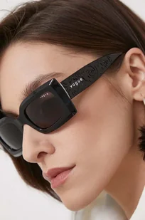 VOGUE okulary przeciwsłoneczne damskie kolor czarny 0VO5526S - Vogue - Okulary przeciwsłoneczne - miniaturka - grafika 1