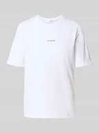 Koszulki i topy damskie - T-shirt o kroju relaxed fit z czystej bawełny model ‘SIGNE’ - miniaturka - grafika 1